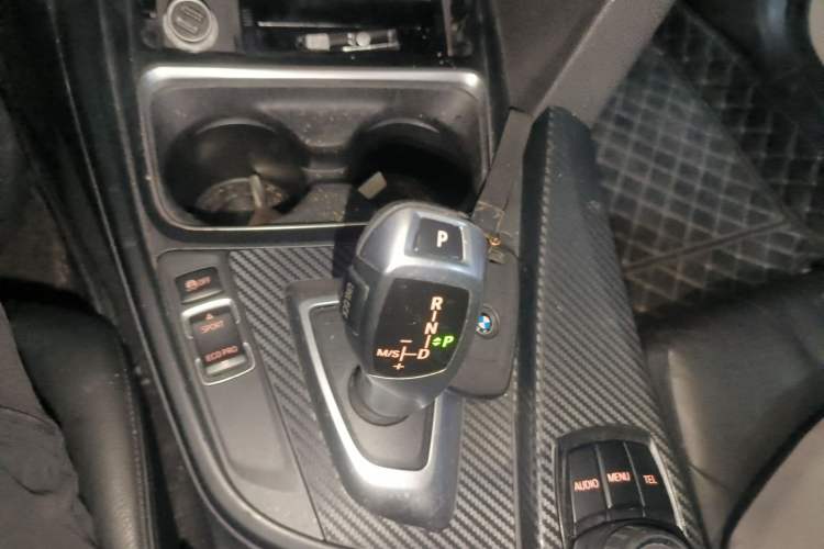 Used BMW 3 Series GT 2013 320i Leading Model Gear Lever