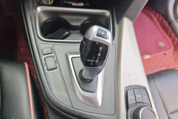 Used BMW 3 Series GT 2013 320i Leading Model Gear Lever