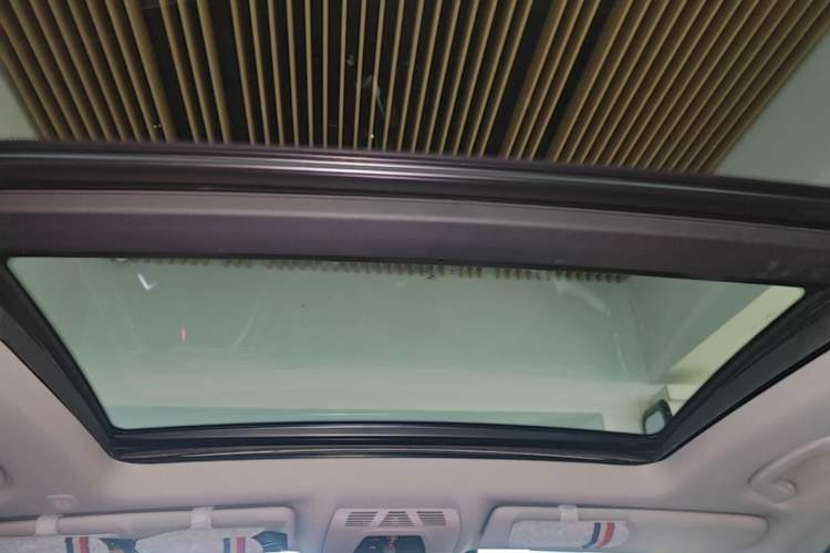 Used BMW 3 Series GT 2013 328i Sport Design Package Headliner