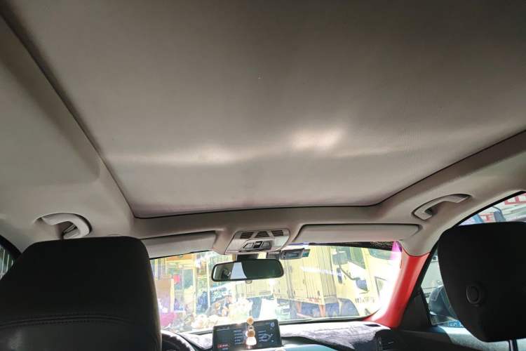 Used BMW 3 Series GT 2013 320i Leading Model Headliner