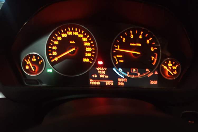 Used BMW 3 Series GT 2013 320i Sport Design Package Instrument Cluster