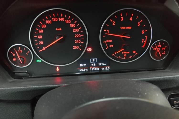 Used BMW 3 Series GT 2013 320i Leading Model Instrument Cluster
