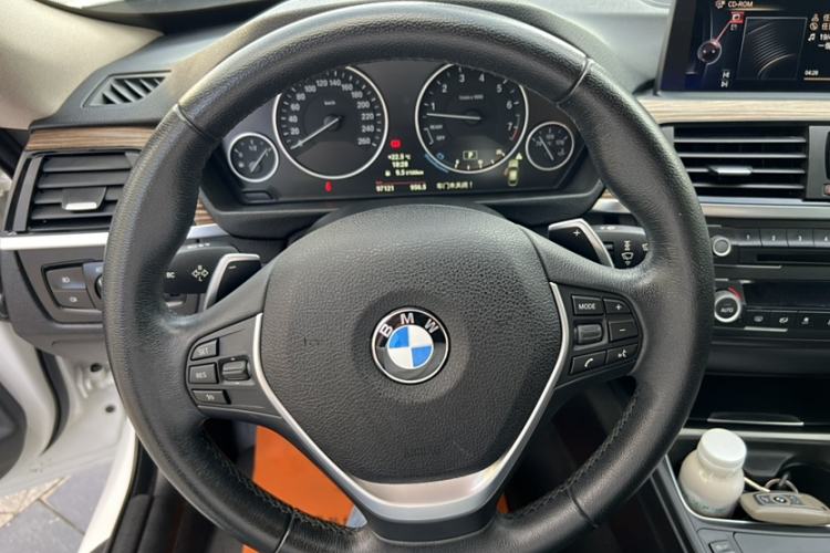 Used BMW 3 Series GT 2013 335i Sport Design Package Interior 2