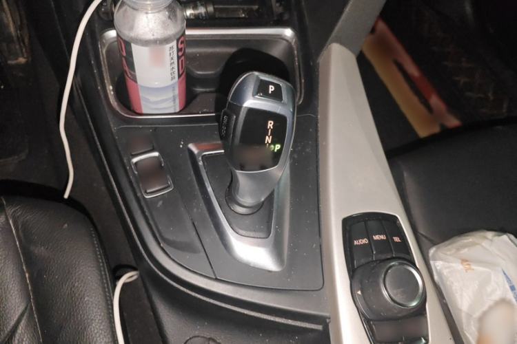 Used BMW 3 Series GT 2013 320i Leading Model Interior 3