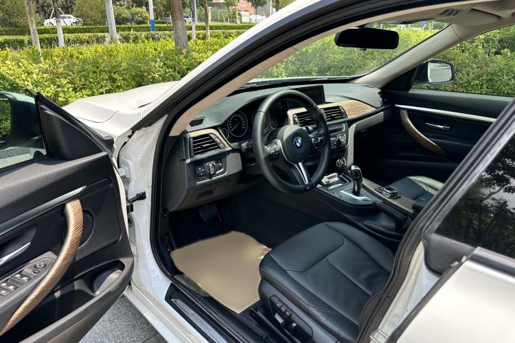 Used BMW 3 Series GT 2013 320i Sport Design Package Interior 5