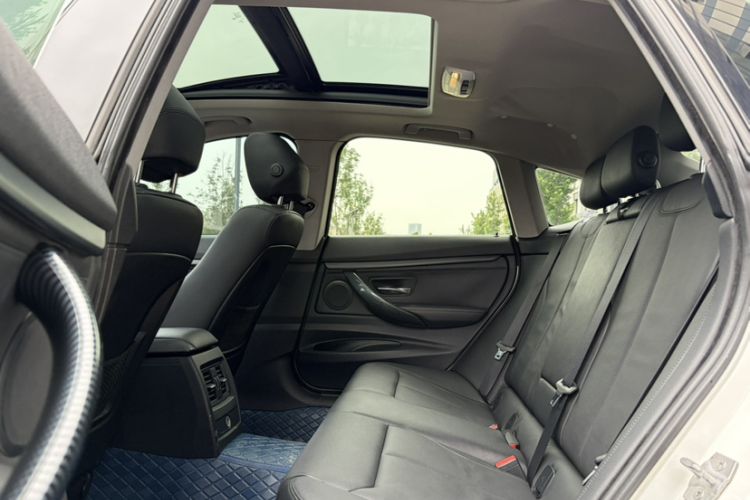 Used BMW 3 Series GT 2013 320i Leading Model Interior 6