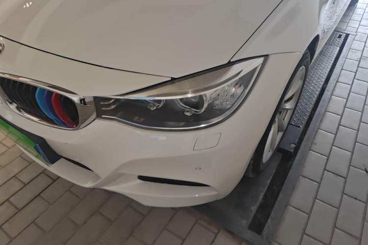 Used BMW 3 Series GT 2013 328i Sport Design Package Left Front Headlight
