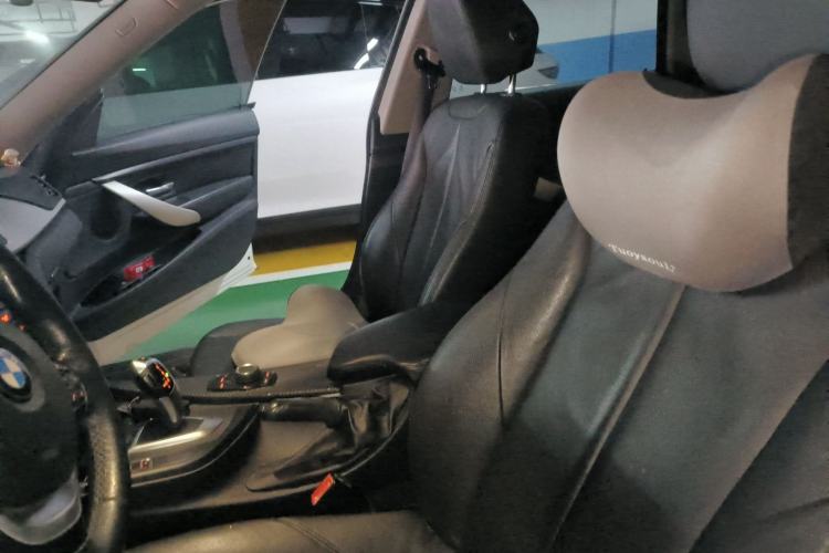 Used BMW 3 Series GT 2013 320i Leading Model Left Front Seat