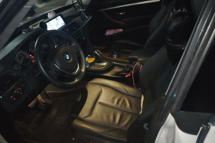 Used BMW 3 Series GT 2013 328i Sport Design Package Left Front Seat