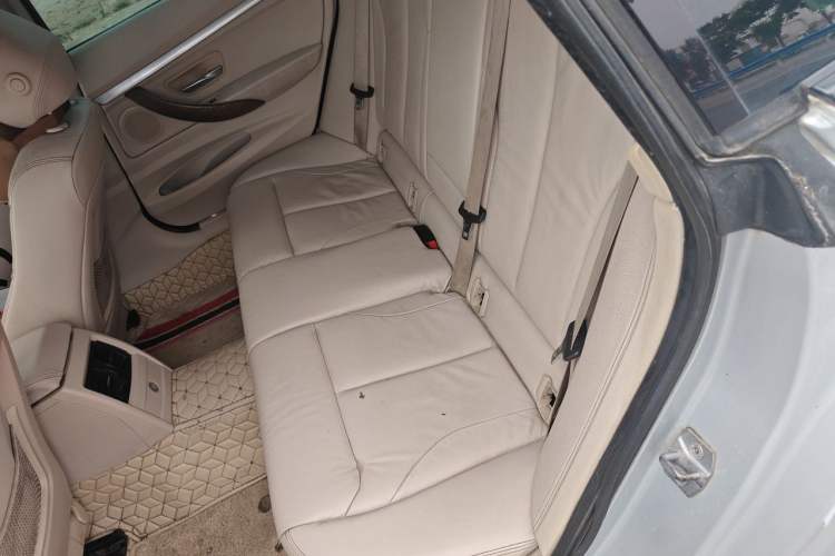 Used BMW 3 Series GT 2013 320i Sport Design Package Left Rear Seat