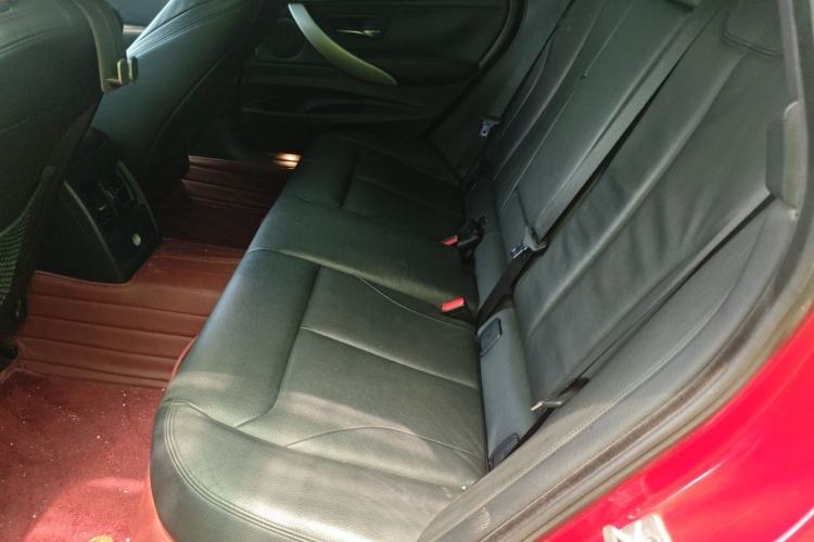 Used BMW 3 Series GT 2013 320i Sport Design Package Left Rear Seat