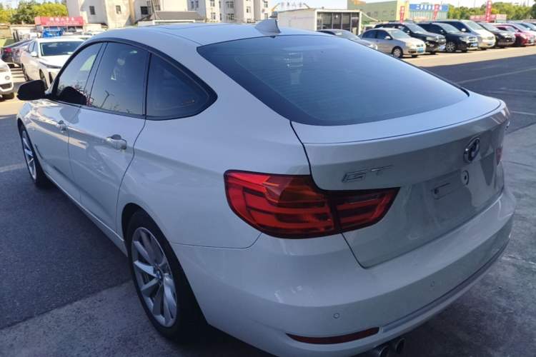 Used BMW 3 Series GT 2013 328i Sport Design Package Rear Left 45 Deg