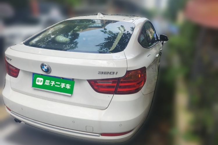 Used BMW 3 Series GT 2013 320i Sport Design Package Rear Right 45 Deg