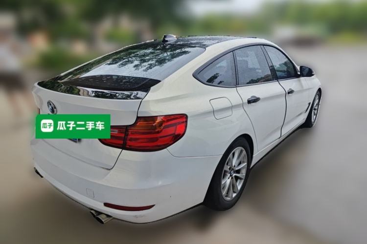Used BMW 3 Series GT 2013 320i Leading Model Rear Right 45 Deg