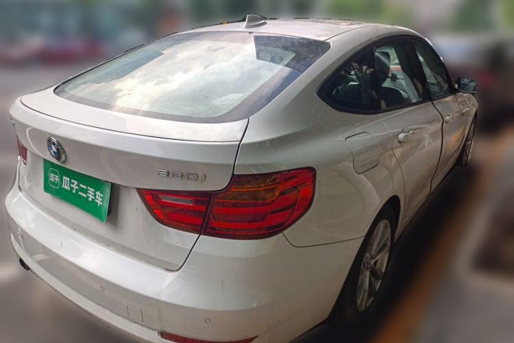 Used BMW 3 Series GT 2013 320i Leading Model Rear Right 45 Deg