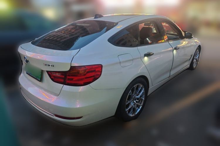 Used BMW 3 Series GT 2013 328i Sport Design Package Rear Right 45 Deg