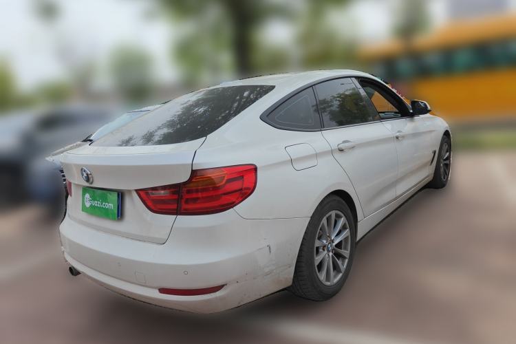 Used BMW 3 Series GT 2013 320i Leading Model Rear Right 45 Deg