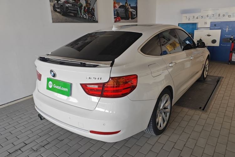 Used BMW 3 Series GT 2013 328i Sport Design Package Rear Right 45 Deg