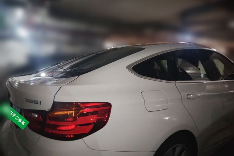 Used BMW 3 Series GT 2013 328i Sport Design Package Rear Right 45 Deg