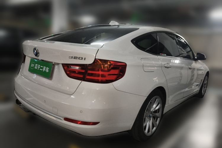 Used BMW 3 Series GT 2013 320i Sport Design Package Rear Right 45 Deg
