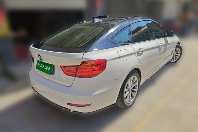 Used BMW 3 Series GT 2013 320i Leading Model Rear Right 45 Deg