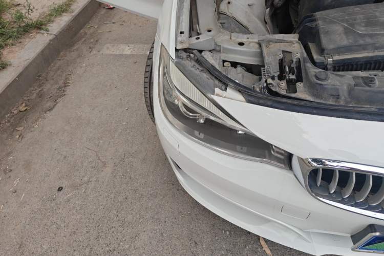 Used BMW 3 Series GT 2013 320i Sport Design Package Right Front Headlight