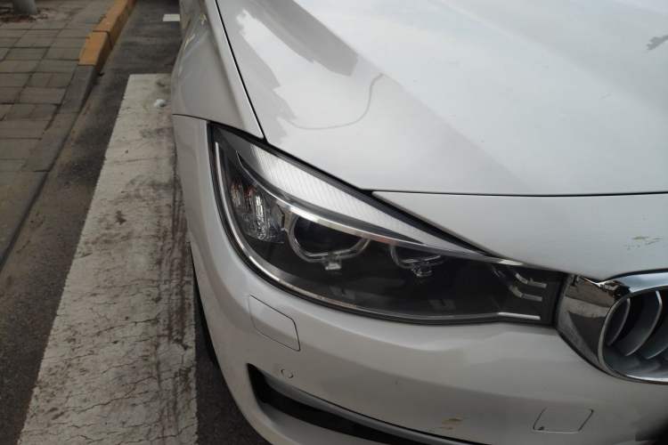 Used BMW 3 Series GT 2013 328i Sport Design Package Right Front Headlight