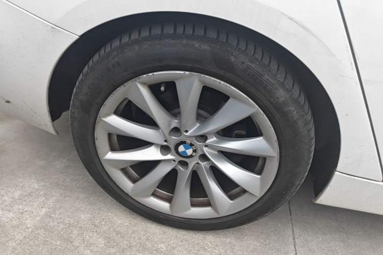 Used BMW 3 Series GT 2013 320i Sport Design Package Right Rear Wheel Hub
