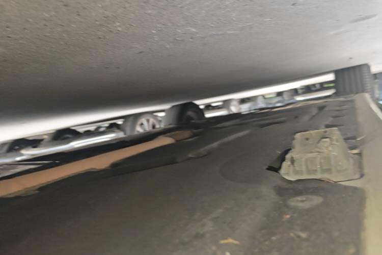 Used BMW 3 Series GT 2013 320i Sport Design Package Right Side Sill