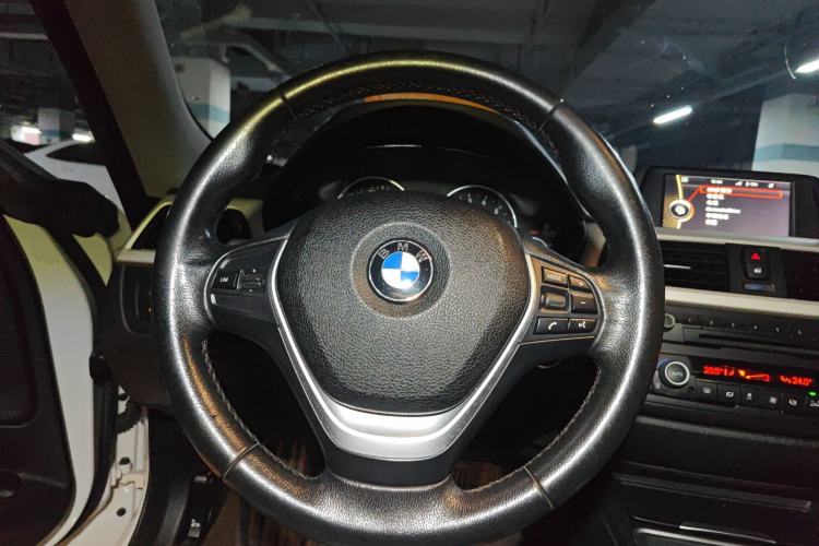 Used BMW 3 Series GT 2013 320i Leading Model Steering Wheel