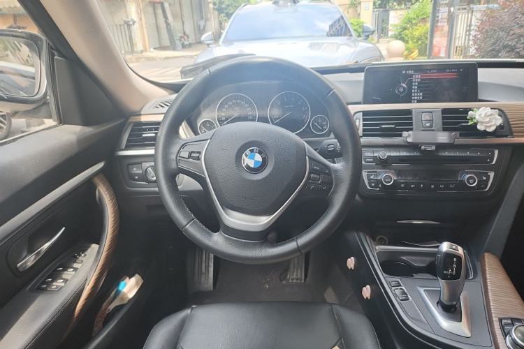 Used BMW 3 Series GT 2013 320i Sport Design Package Steering Wheel