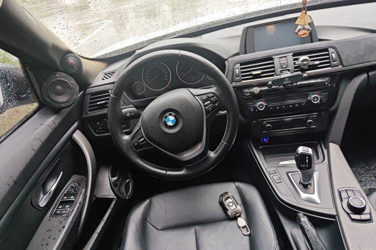 Used BMW 3 Series GT 2013 320i Leading Model Steering Wheel