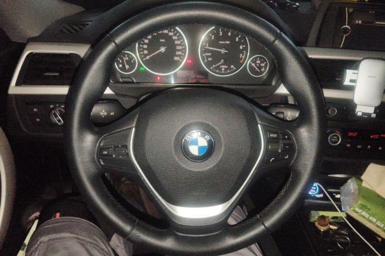 Used BMW 3 Series GT 2013 320i Leading Model Steering Wheel