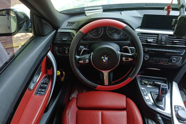 Used BMW 3 Series GT 2013 328i Sport Design Package Steering Wheel