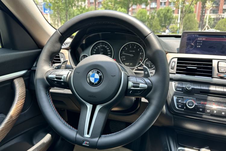 Used BMW 3 Series GT 2013 320i Sport Design Package Steering Wheel