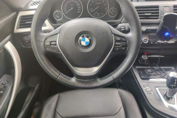 Used BMW 3 Series GT 2013 320i Leading Model Steering Wheel