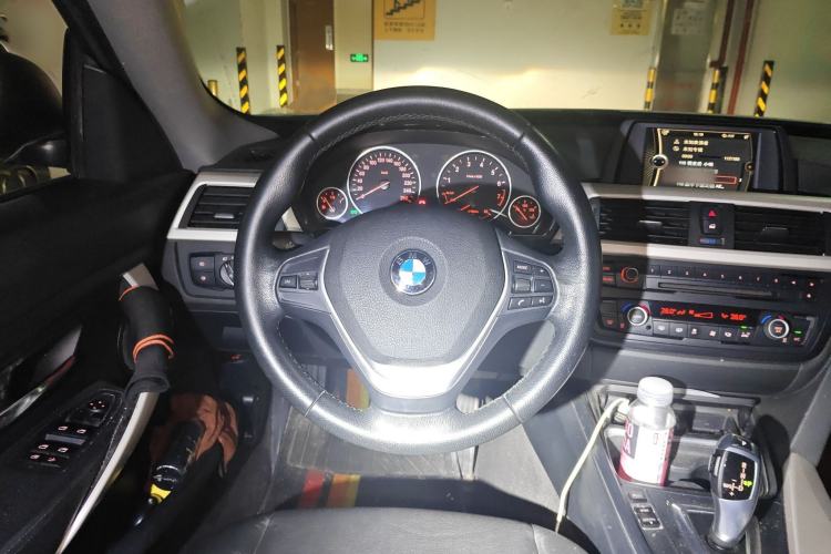 Used BMW 3 Series GT 2013 320i Leading Model Steering Wheel