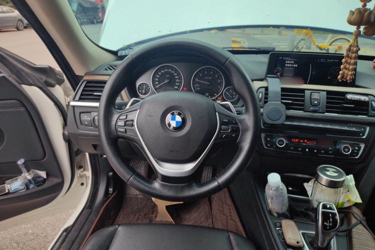 Used BMW 3 Series GT 2013 328i Sport Design Package Steering Wheel