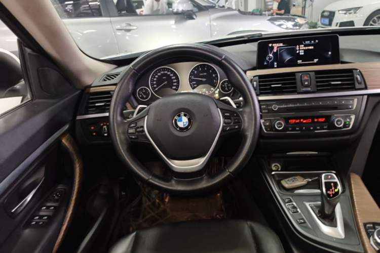 Used BMW 3 Series GT 2013 328i Sport Design Package Steering Wheel
