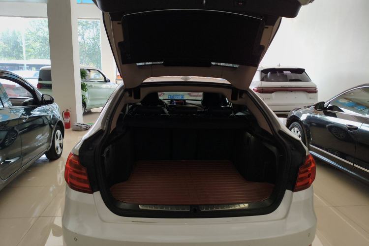 Used BMW 3 Series GT 2013 320i Sport Design Package Trunk