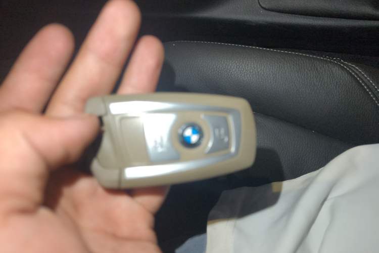 Used BMW 3 Series GT 2013 320i Sport Design Package Vehicle Key