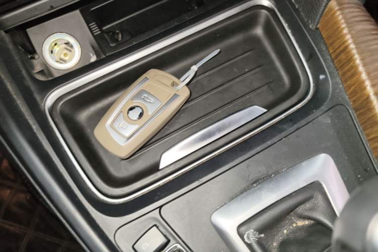 Used BMW 3 Series GT 2013 328i Sport Design Package Vehicle Key