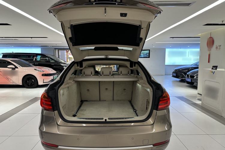 Used BMW 3 Series GT 2013 328i Sport Design Package Exterior 4