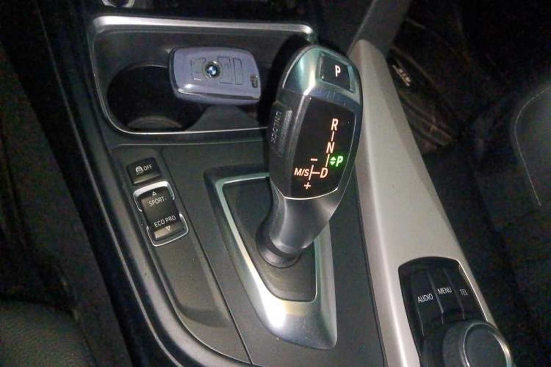 Used BMW 3 Series GT 2013 320i Leading Model Gear Lever