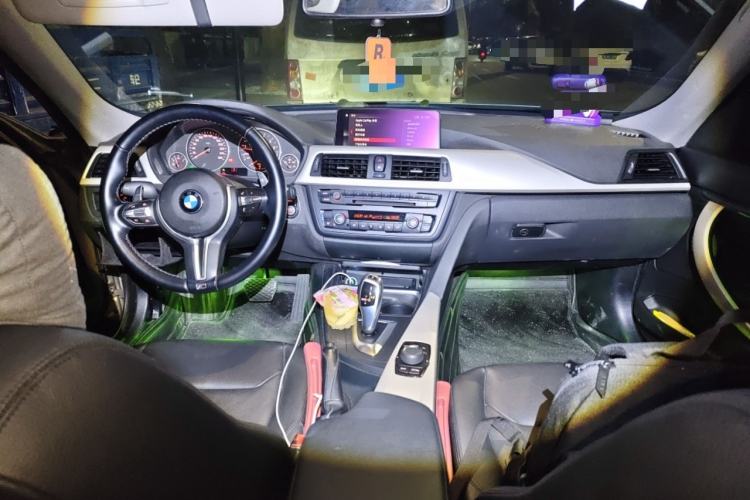 Used BMW 3 Series GT 2013 320i Leading Model Interior 2