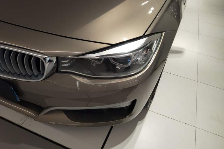Used BMW 3 Series GT 2013 328i Sport Design Package Left Front Headlight