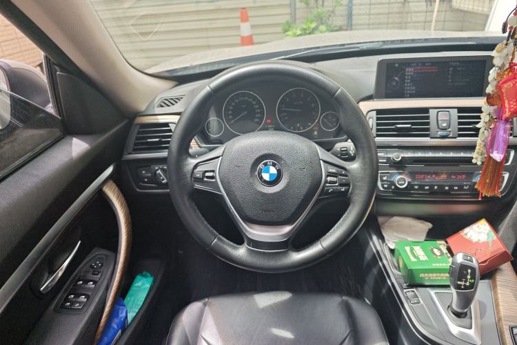 Used BMW 3 Series GT 2013 320i Sport Design Package Steering Wheel