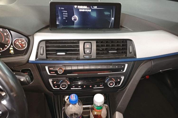 Used BMW 3 Series GT 2014 328i Design Package Model Audio And AC Panel