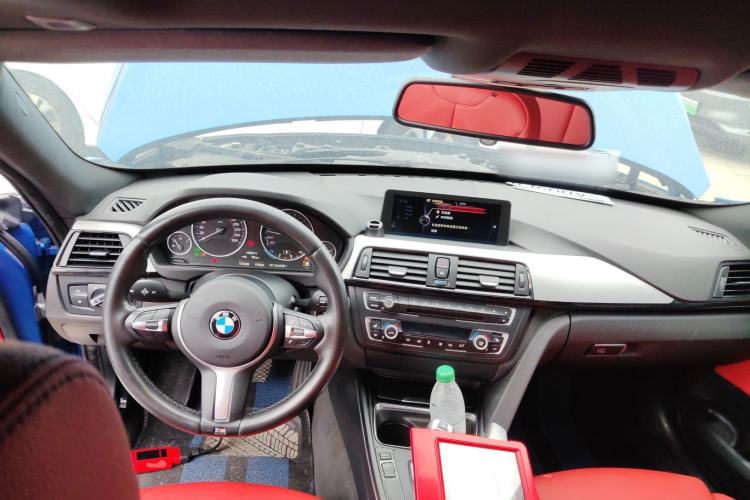 Used BMW 3 Series GT 2014 320i Design Package Model Center Console