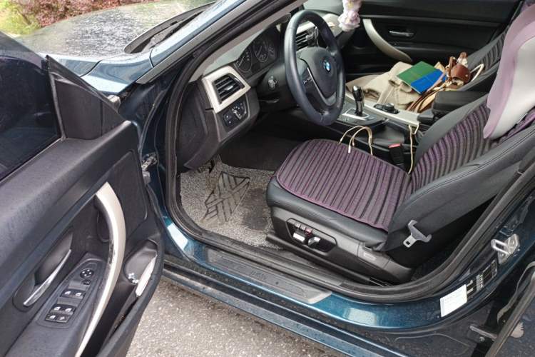 Used BMW 3 Series GT 2014 320i Leading Model Driver Seat